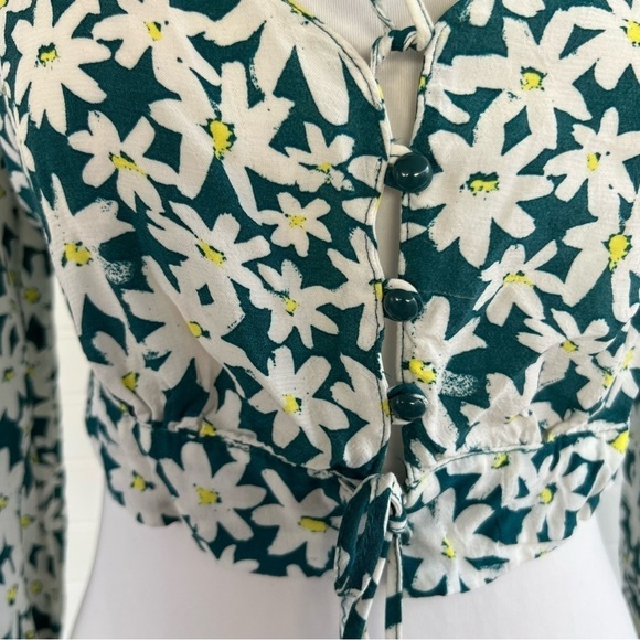 Zara Daisy Print Long Sleeve Crop Top Floral Teal Yellow Size M Button Front - Picture 8 of 11
